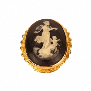 Vintage Cameo Brooch
