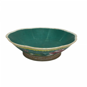 Chinese export handmade famille rose pottery bowl dish